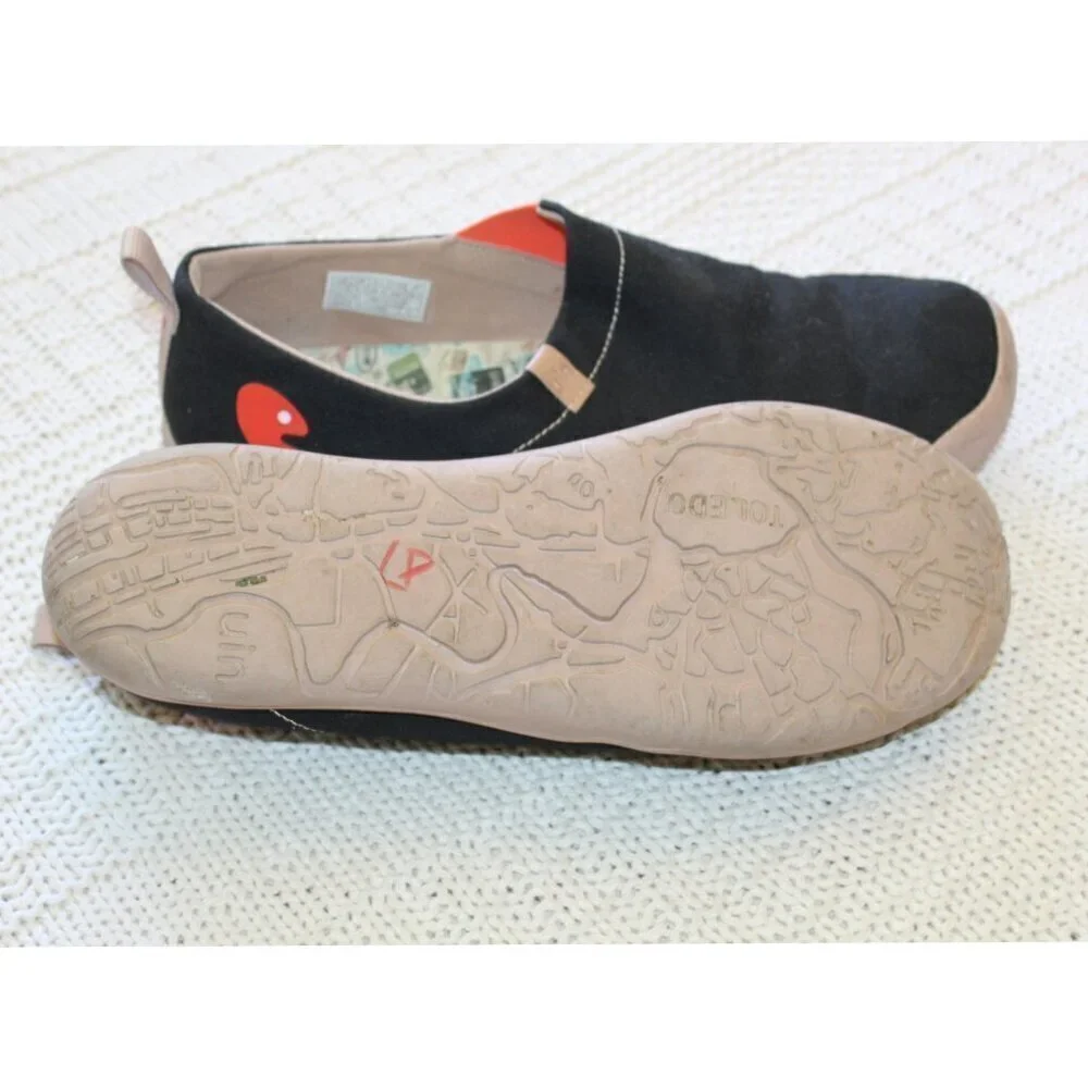 UIN Slip On Canvas Lightweight Flats Sneakers Size 11.5 Black Shoes elastic band